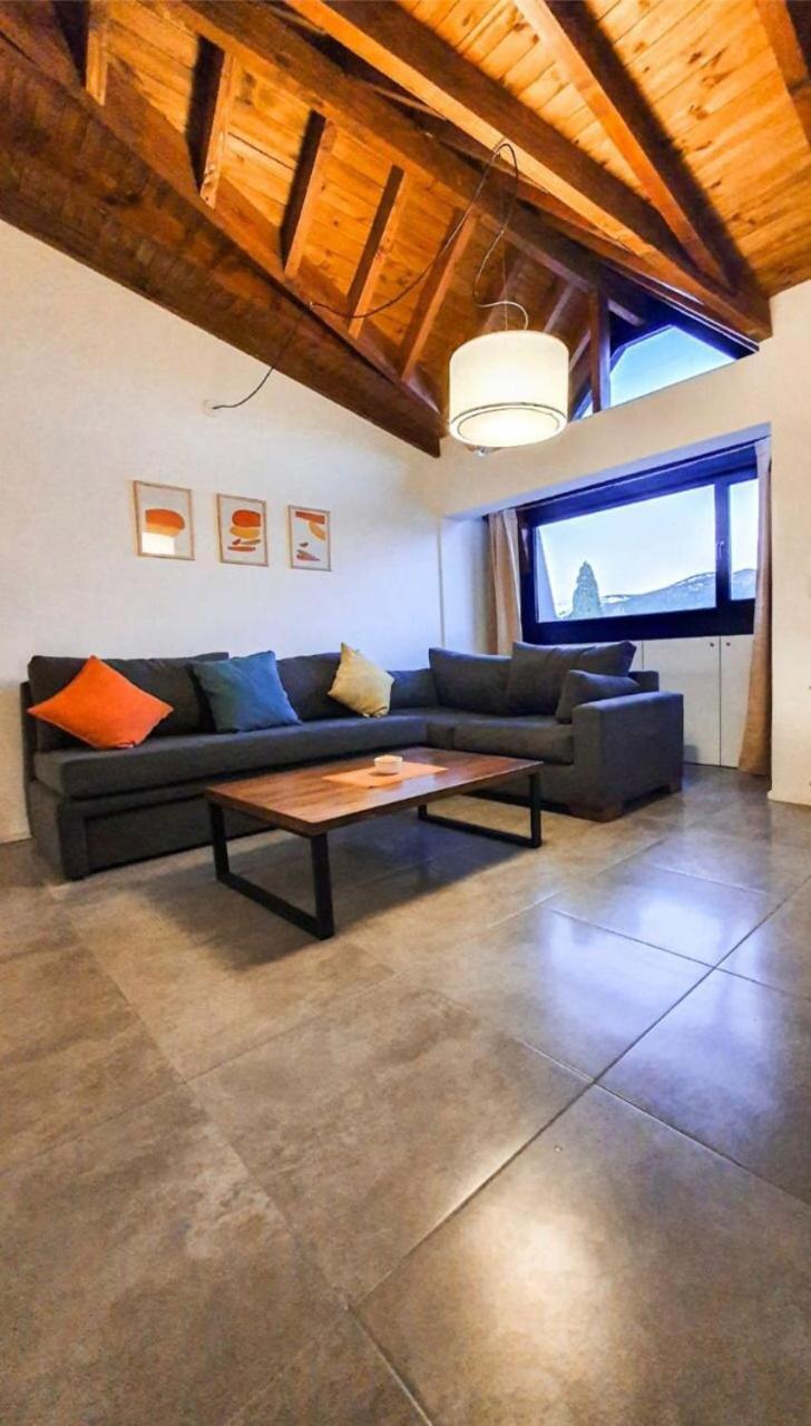 Palacios Bari Alojamientos San Carlos de Bariloche Zimmer foto